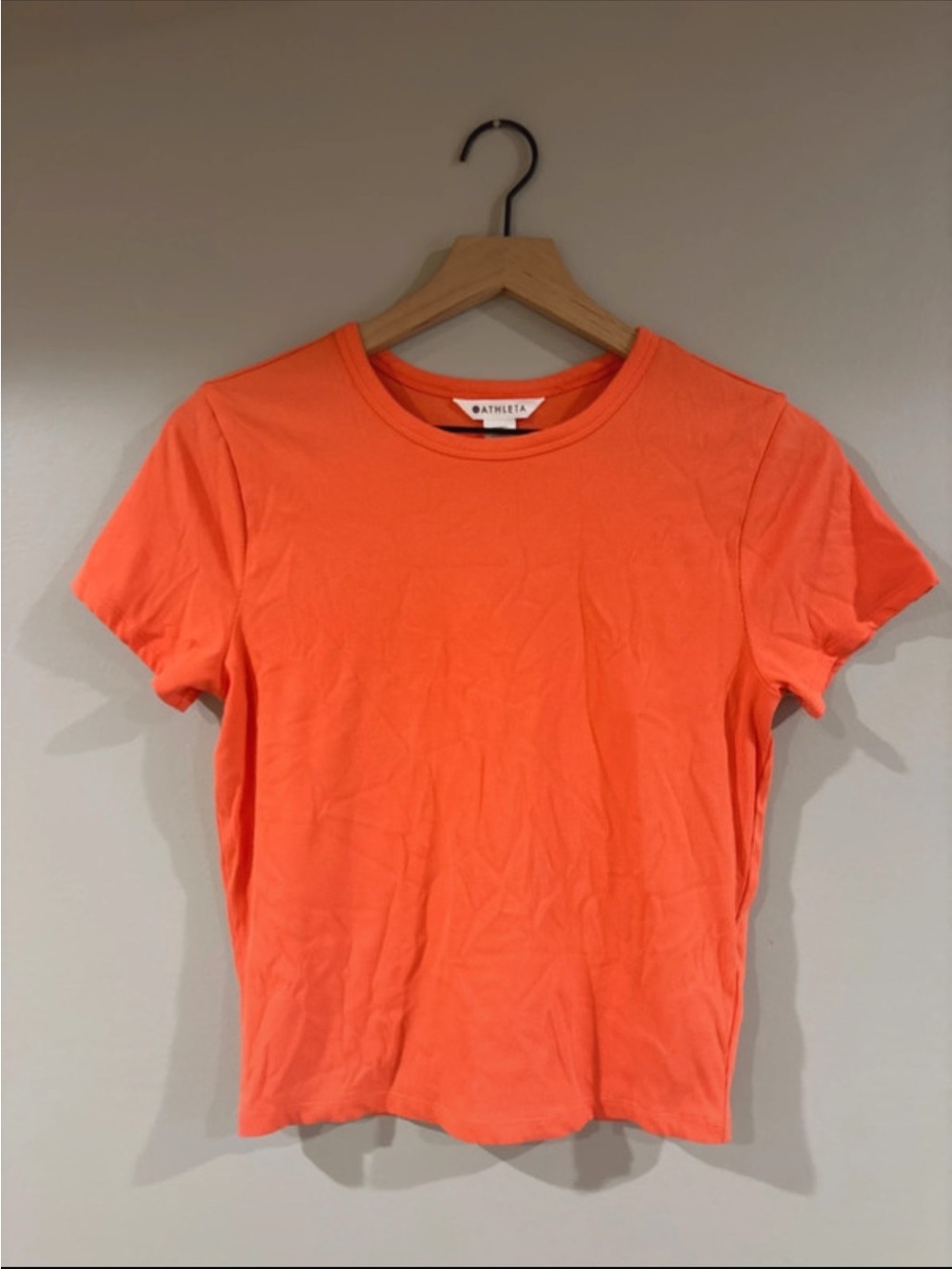 Athleta Orange Ribbed top size medium